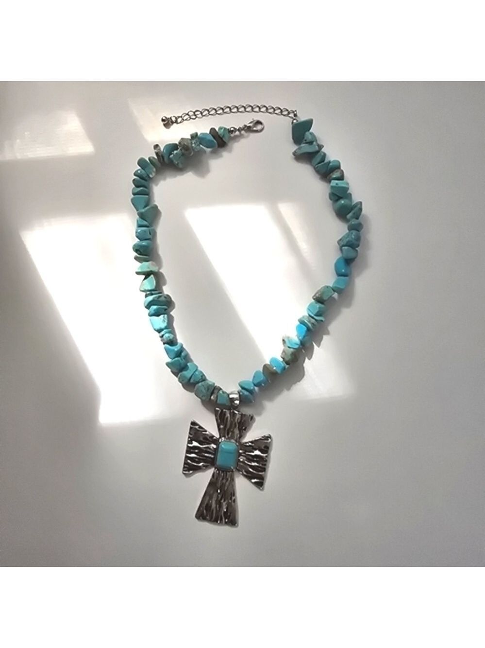 NWT Valija Turquoise Supernova Choker Cross Turquoise Necklace
